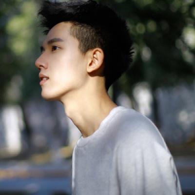 男人微信头像图片2023最火爆