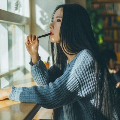 招聘头像简单干净