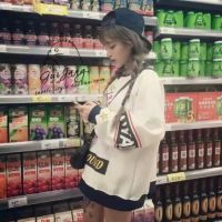 带孤独的网名女生