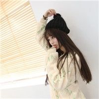 清新脱俗的女孩头像阳光朦胧