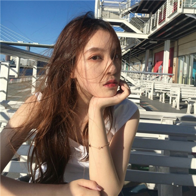 全网最火头像女