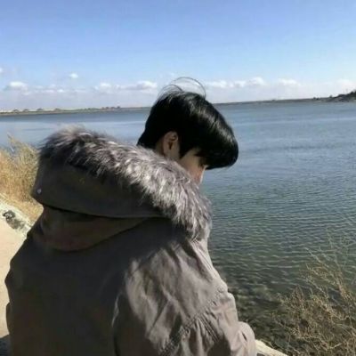 2023年最火爆的头像男