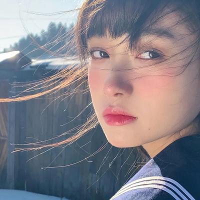 仙气女生头像壁纸