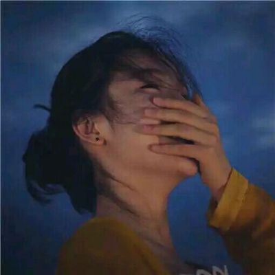 水墨头像简单干净