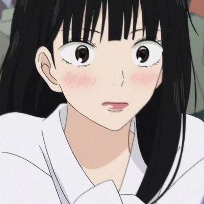 动漫温柔型女生复杂头像