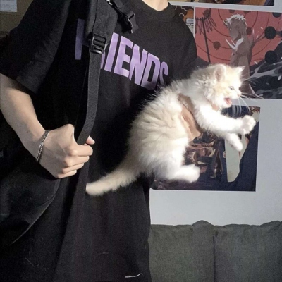 头像简约男不带人