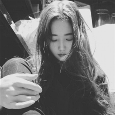 女生简约头像