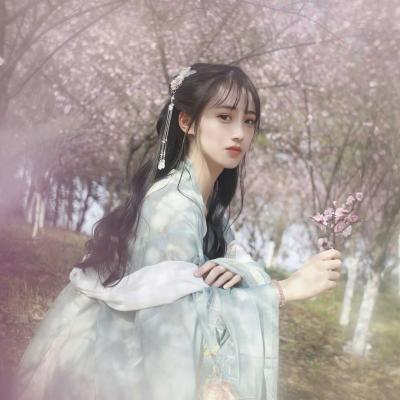 头像女生简单气质范
