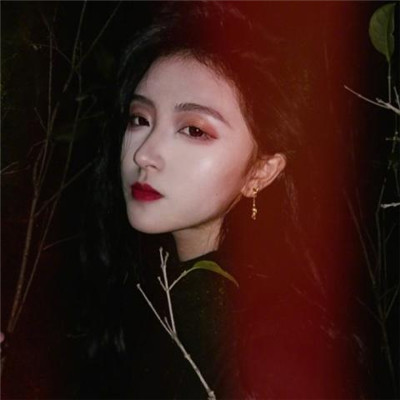 最火头像女生 霸气