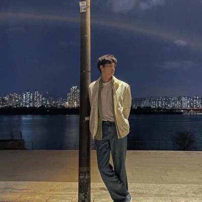 2023最火男生头像 真人