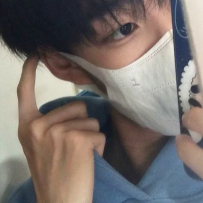 头像小众高级男