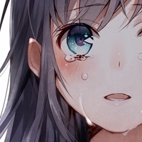 伤心落泪的动漫女生头像