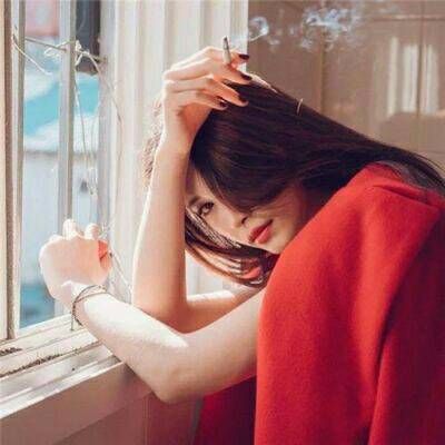 头像女背景高冷伤感