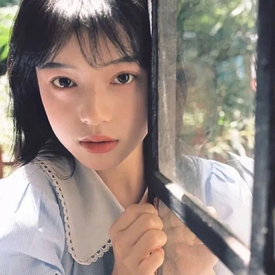 招财头像女顺风顺水