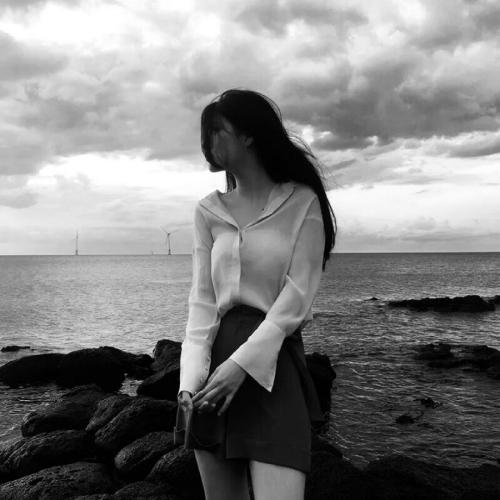 女网图头像霸气高冷戴口罩