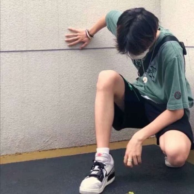 40岁男人头像高清成熟暖男