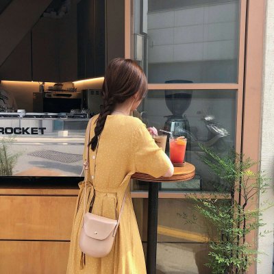 适合做微信头像的图片女生背影
