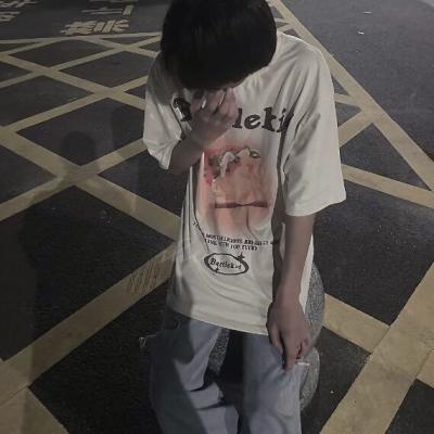 头像男伤感视频