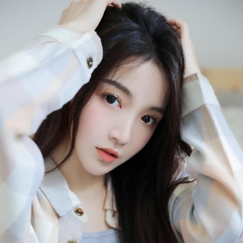 手机挡脸头像女仙气中发