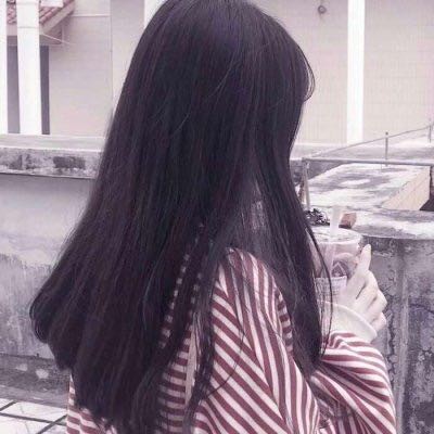 背影女头像2023
