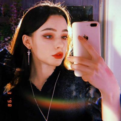 头像女高清头像高冷