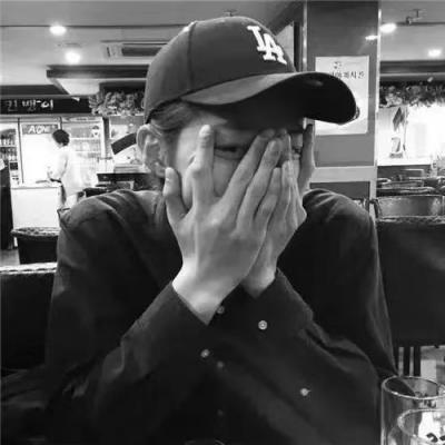 头像高级质感高冷男