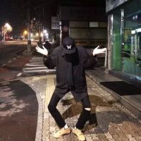 最近比较火的搞怪头像