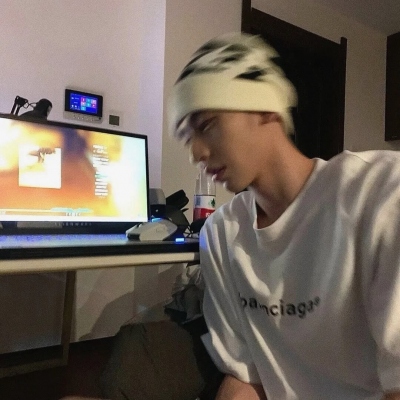 高清男头像图片真人