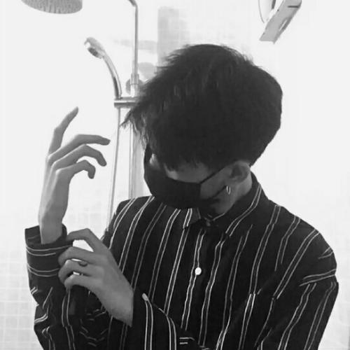 男生头像治愈