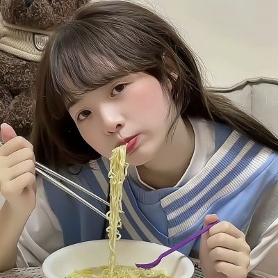 头像女可爱小清新真人侧脸