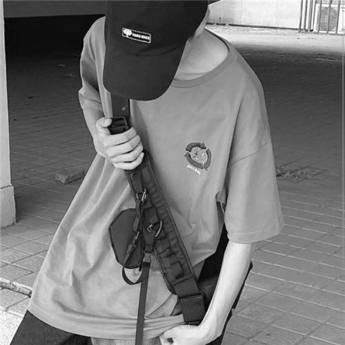 qq头像加背景图一套男