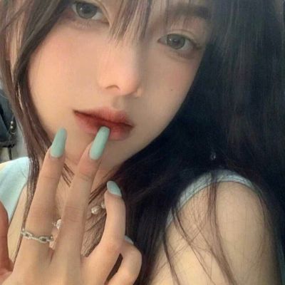 2023简单耐看头像成熟