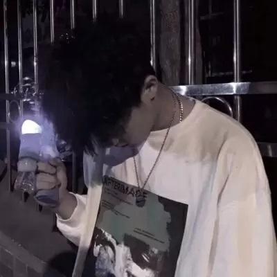 帅气男生头像高清