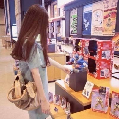 头像女霸气冷酷无情背影