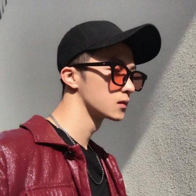 男性头像微信头像眼镜大叔