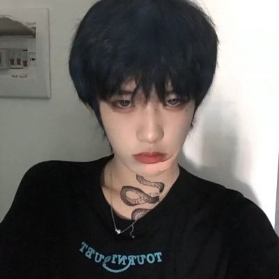 高级艺术小众头像男