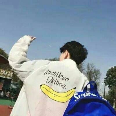 男生头像背影帅气