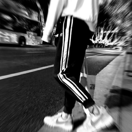 头像男高冷帅气