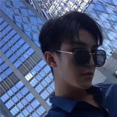 快手头像男成熟稳重