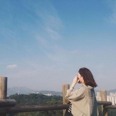 适合微信头像的图片女背影
