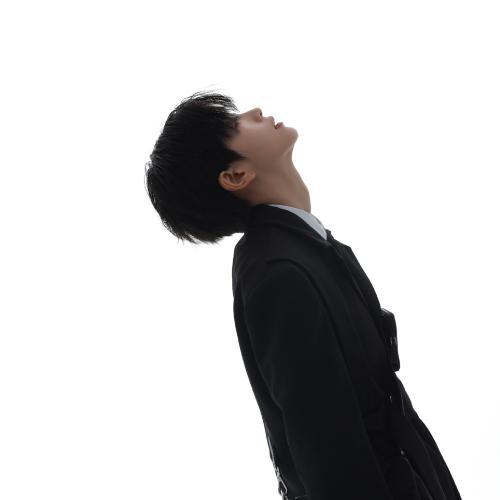男生头像真人侧颜