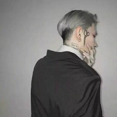 微信头像男生背影高清