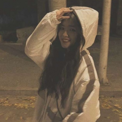 头像女简约