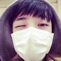 如何将qq头像改成空白