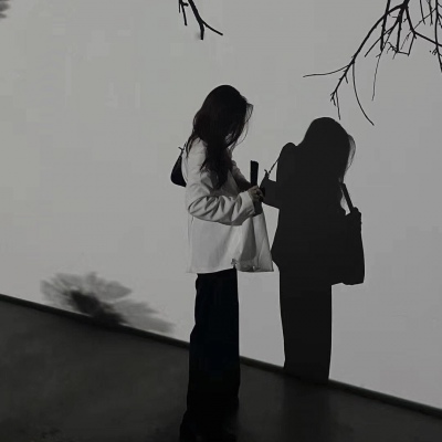 小众女生头像气质侧脸