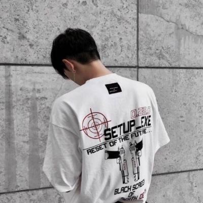 微信头像一个人背影面向大海