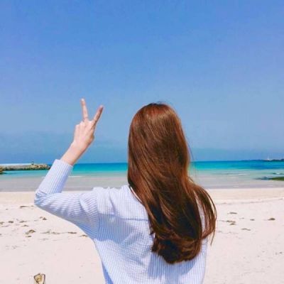 头像女生背影