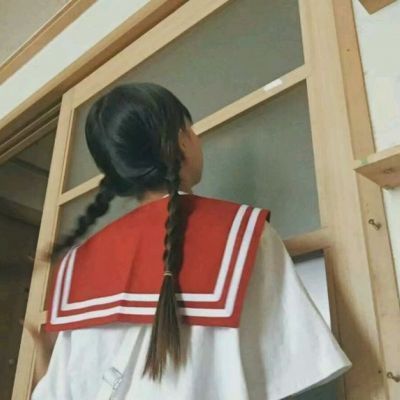 头像女背影唯美高清图片