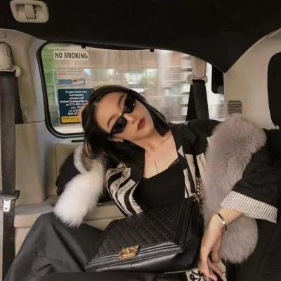 2023头像图片女生霸气冷酷