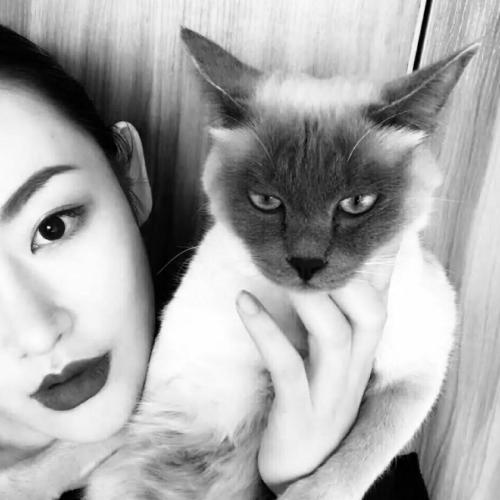 女头像霸气高冷黑白